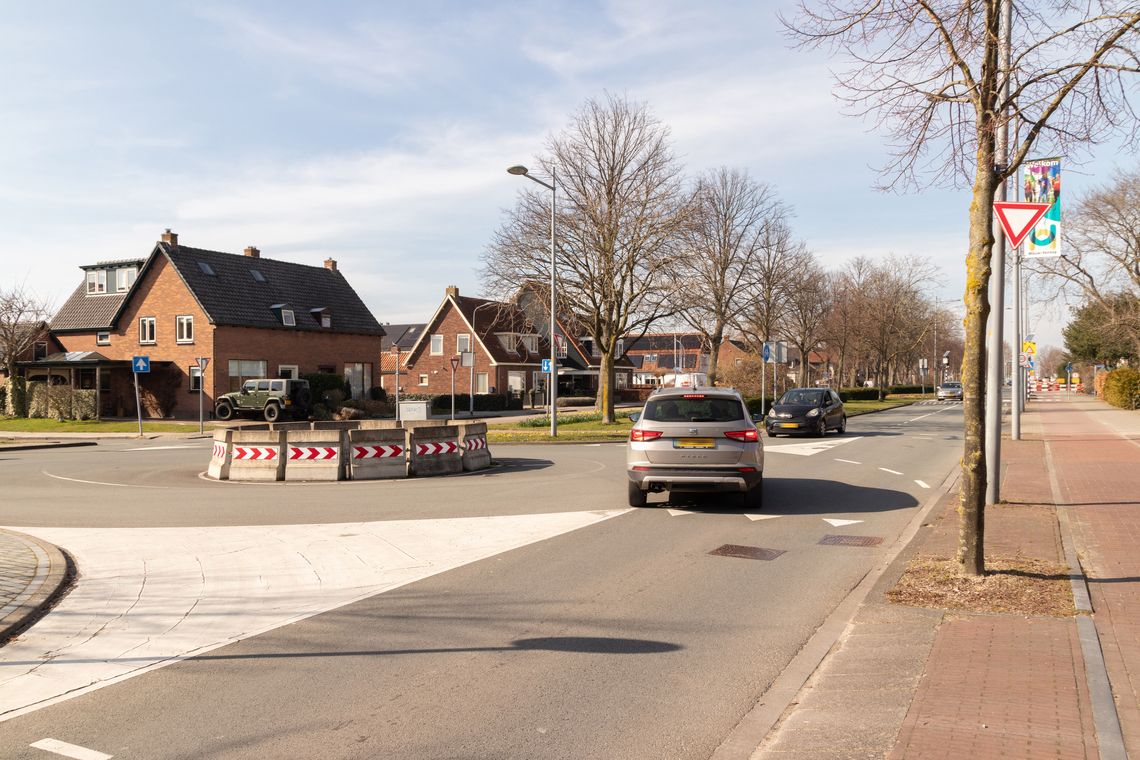 Betonrotonde Venneperweg - Venneperstraat